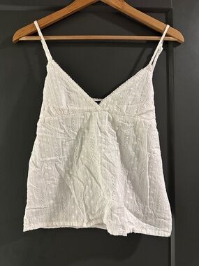 Brandy Melville White Eyelet V-Neck Spaghetti Strap Camisole